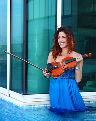 Angela Benelli, Violin - Banensemble